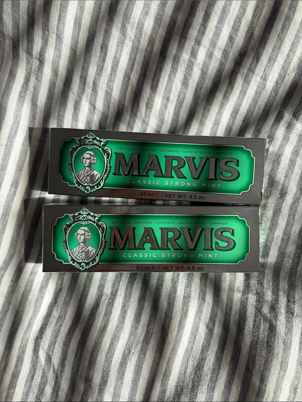 Classic Strong Mint Toothpaste – Green
